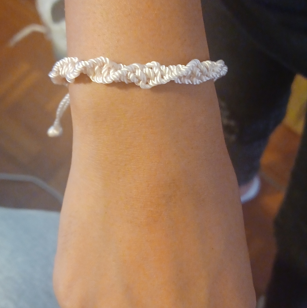 Handmade bracelet - Picture 3 of 10